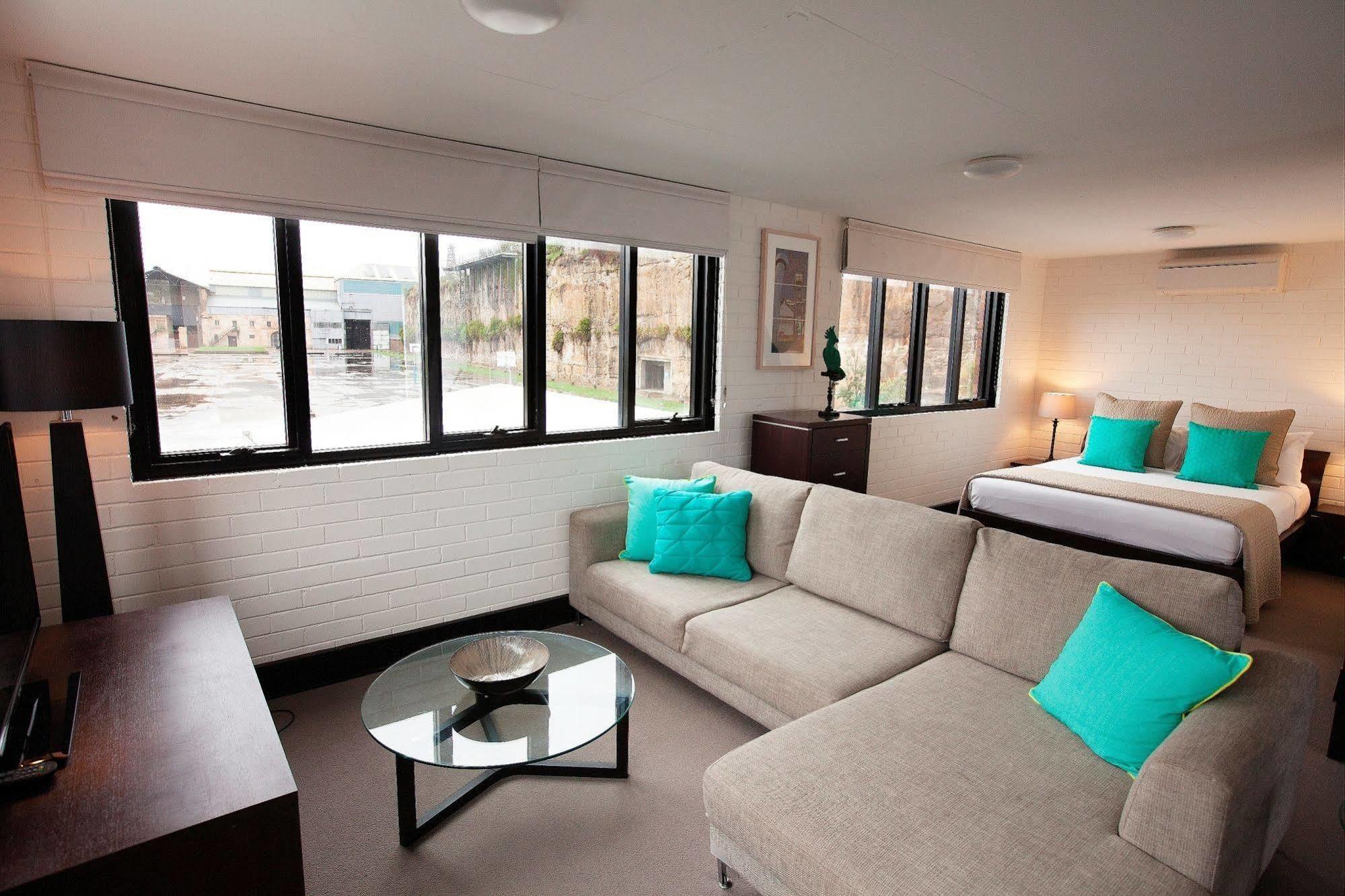 Cockatoo Island Hotel 3*